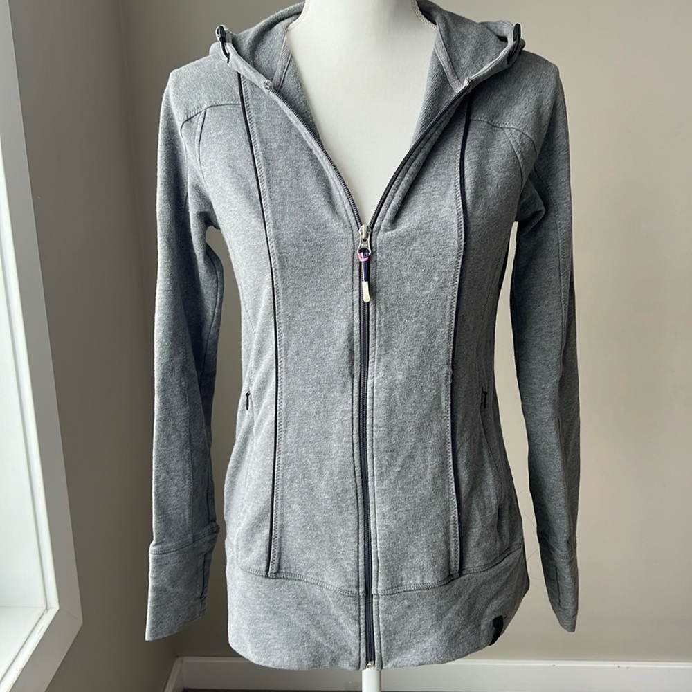 Denver Hayes Zip-Up Hoodie with Pockets and Thumbholes